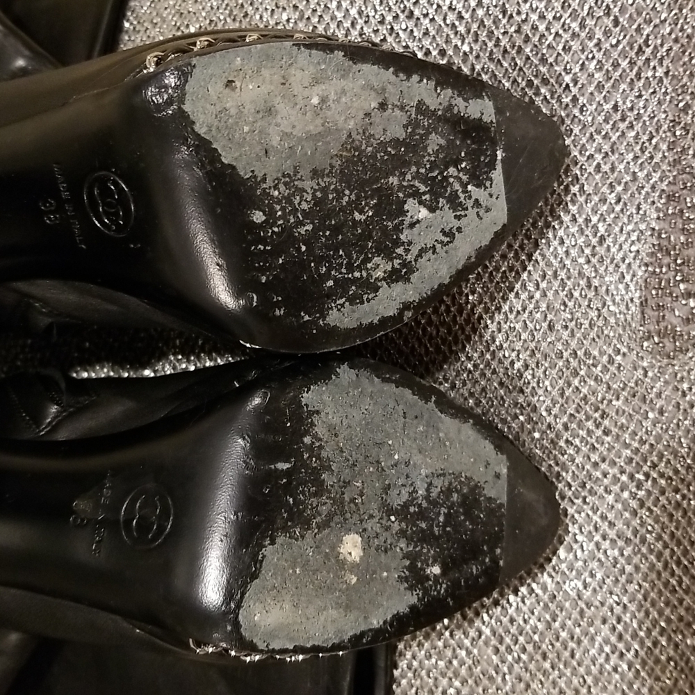 Chanel Boots - Picture 4 of 17